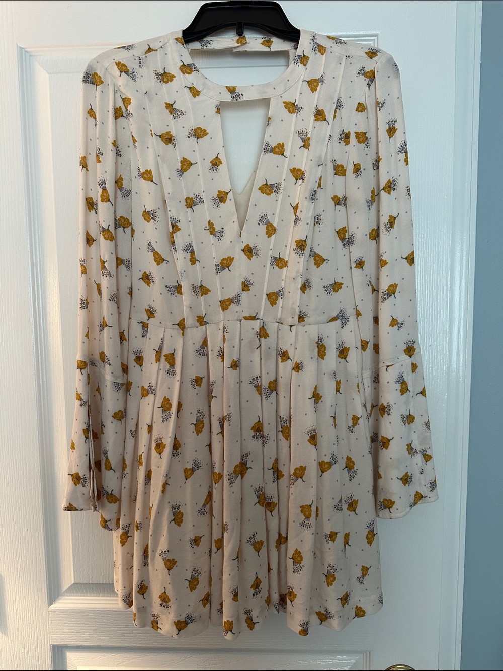 Free People Cream Casual Long Sleeve Mini Dress with Yellow Floral Print Size 2